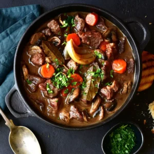 sauté de bœuf aux carottes et oignons